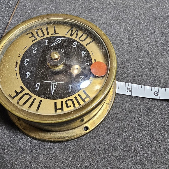 Brass High Tide Low Tide Tide Timer Quartz Working Missing Back sold as is shows - Picture 8 of 9